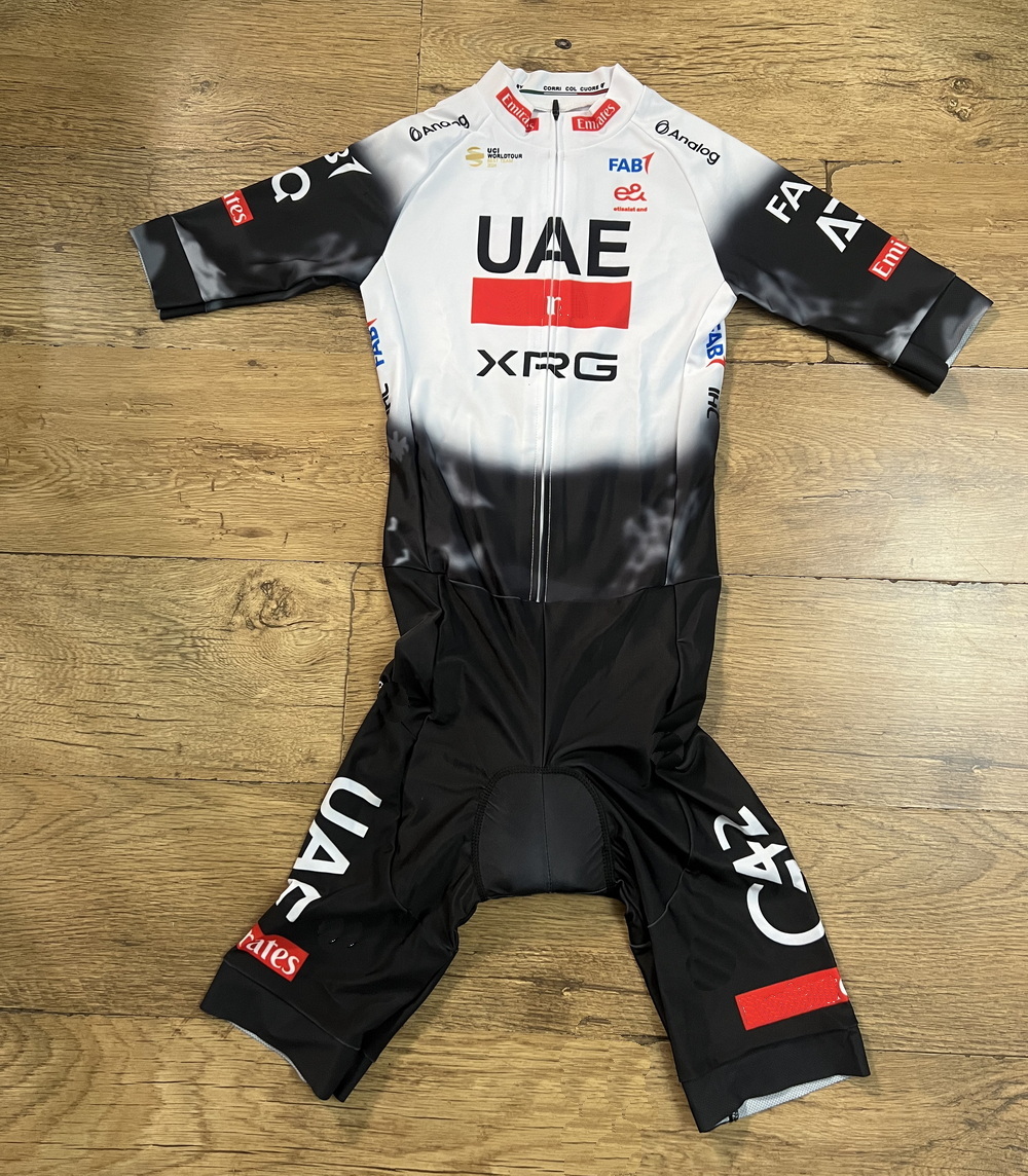 LASER CUT Skinsuit 2025 2026 U – Cycling Gear Uae Bewertung und Preis